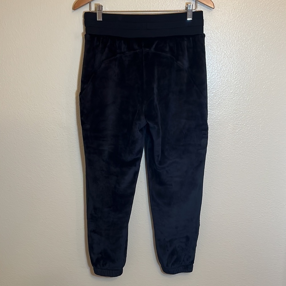 ATHLETA Double Cozy Karma Black Loungewear Jogger Sweatpants - Picture 7 of 15